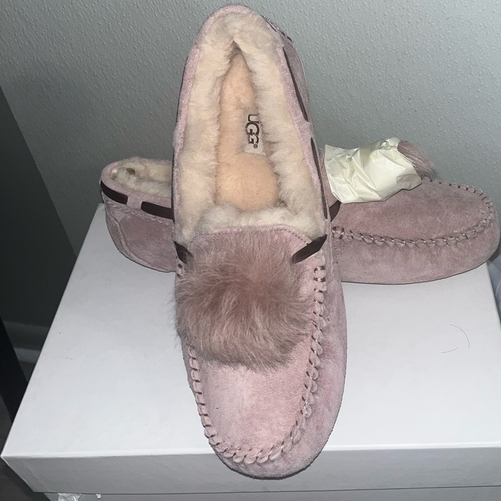 Ugg moccasin
